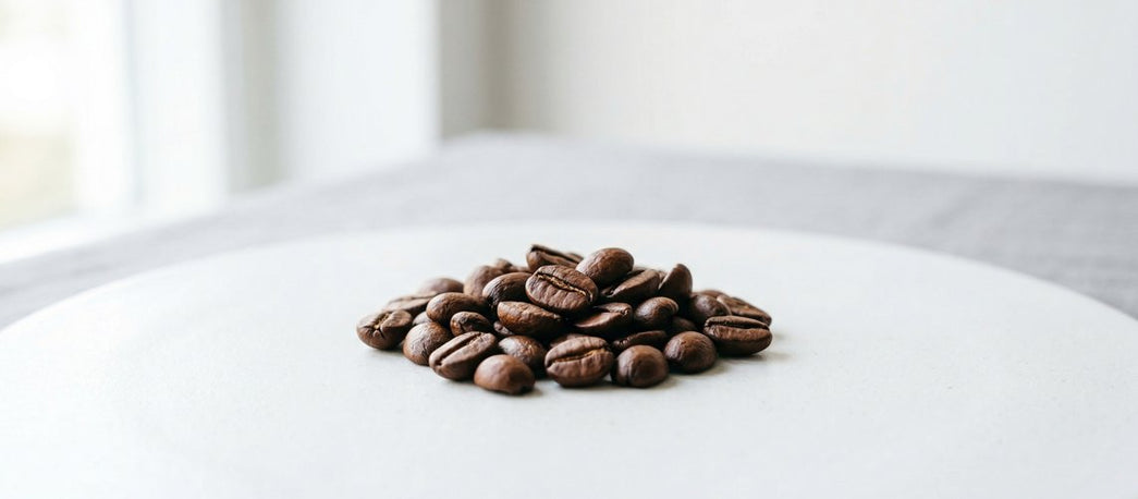 Koffein – hudvårdsingrediens för bättre hud | Skinroller