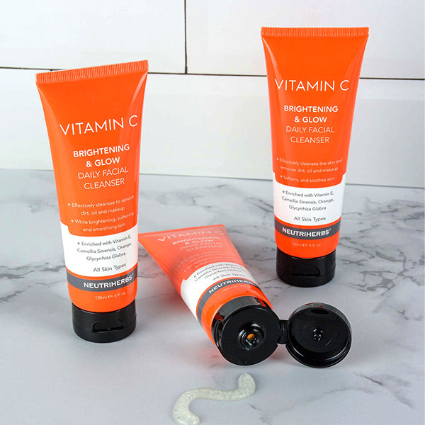 Image of Vitamin C Brightening & Glow Daily Facial Cleanser - 120 ml - Neutriherbs