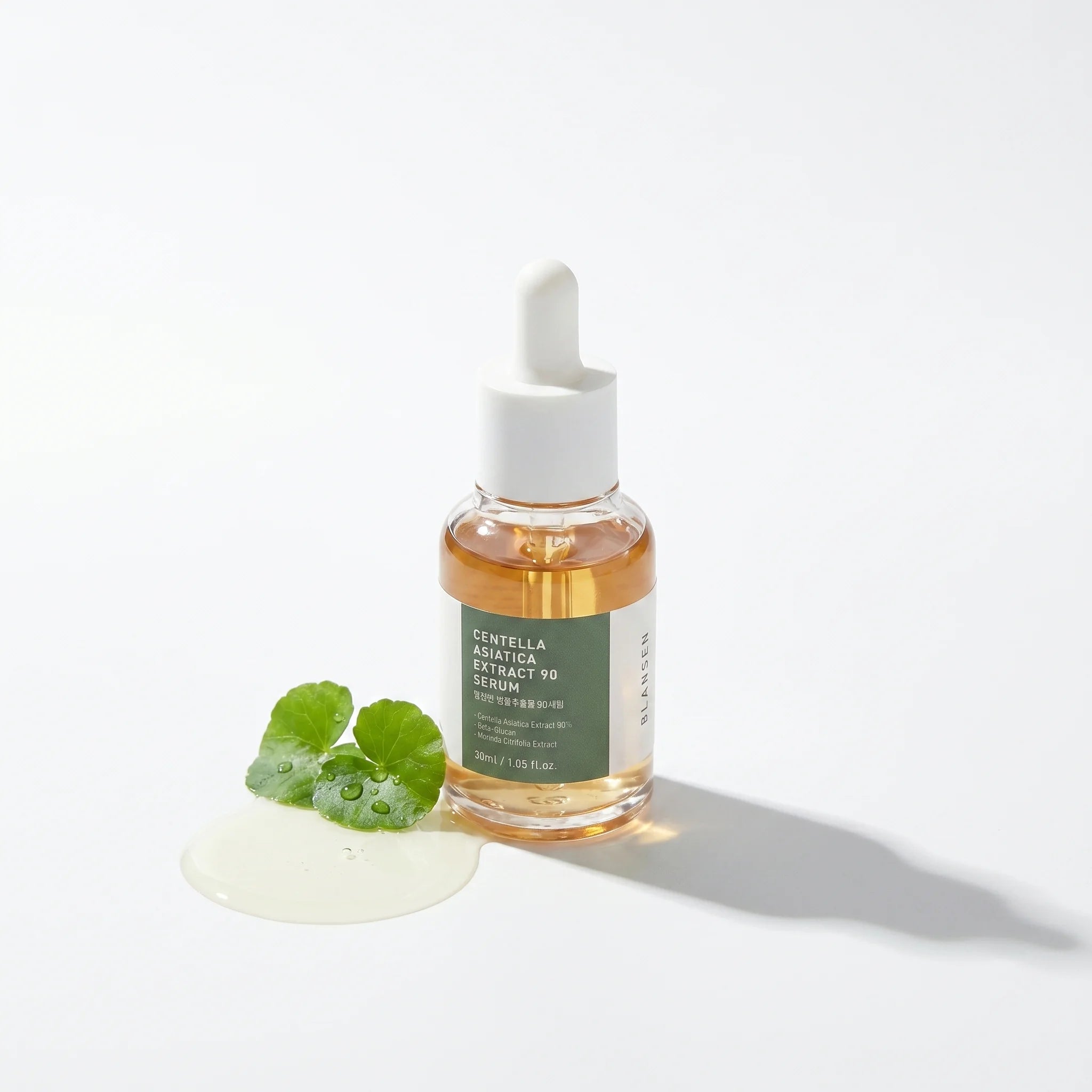 Image of Centella Extract 90 Serum - Lugnande serum — editorial product photograph