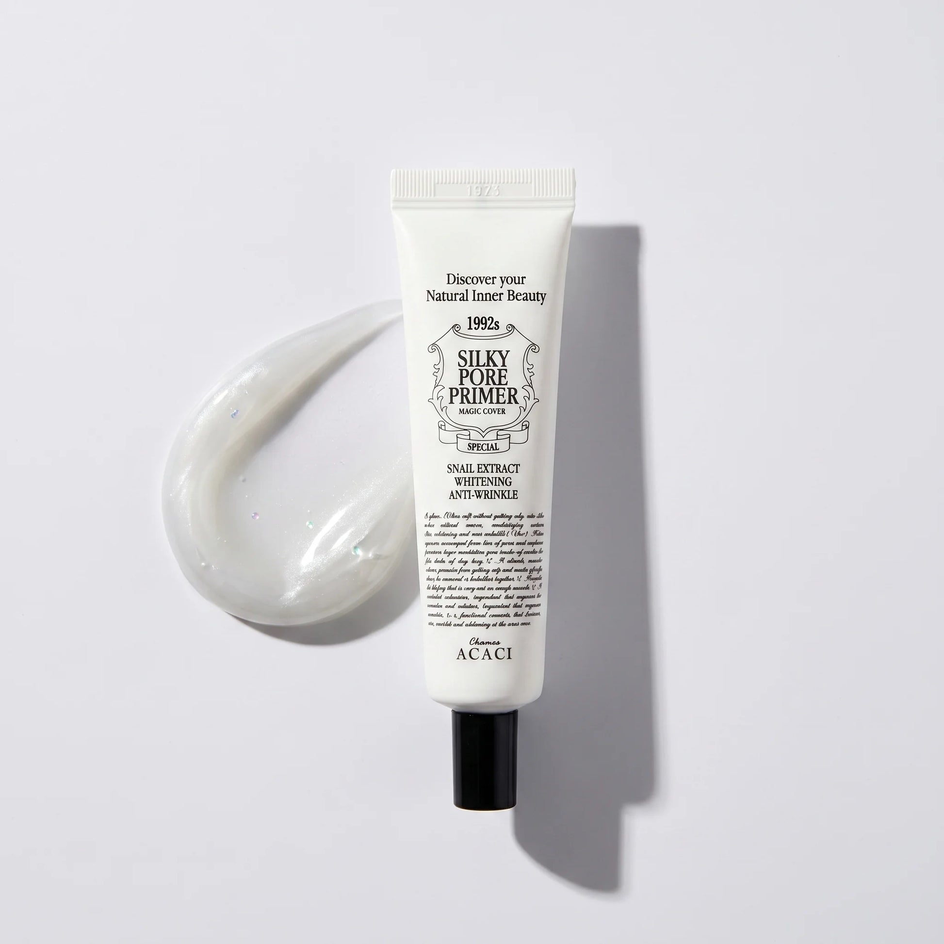 Silky Pore Primer - Utjämnande koreansk primer - studio produktbild