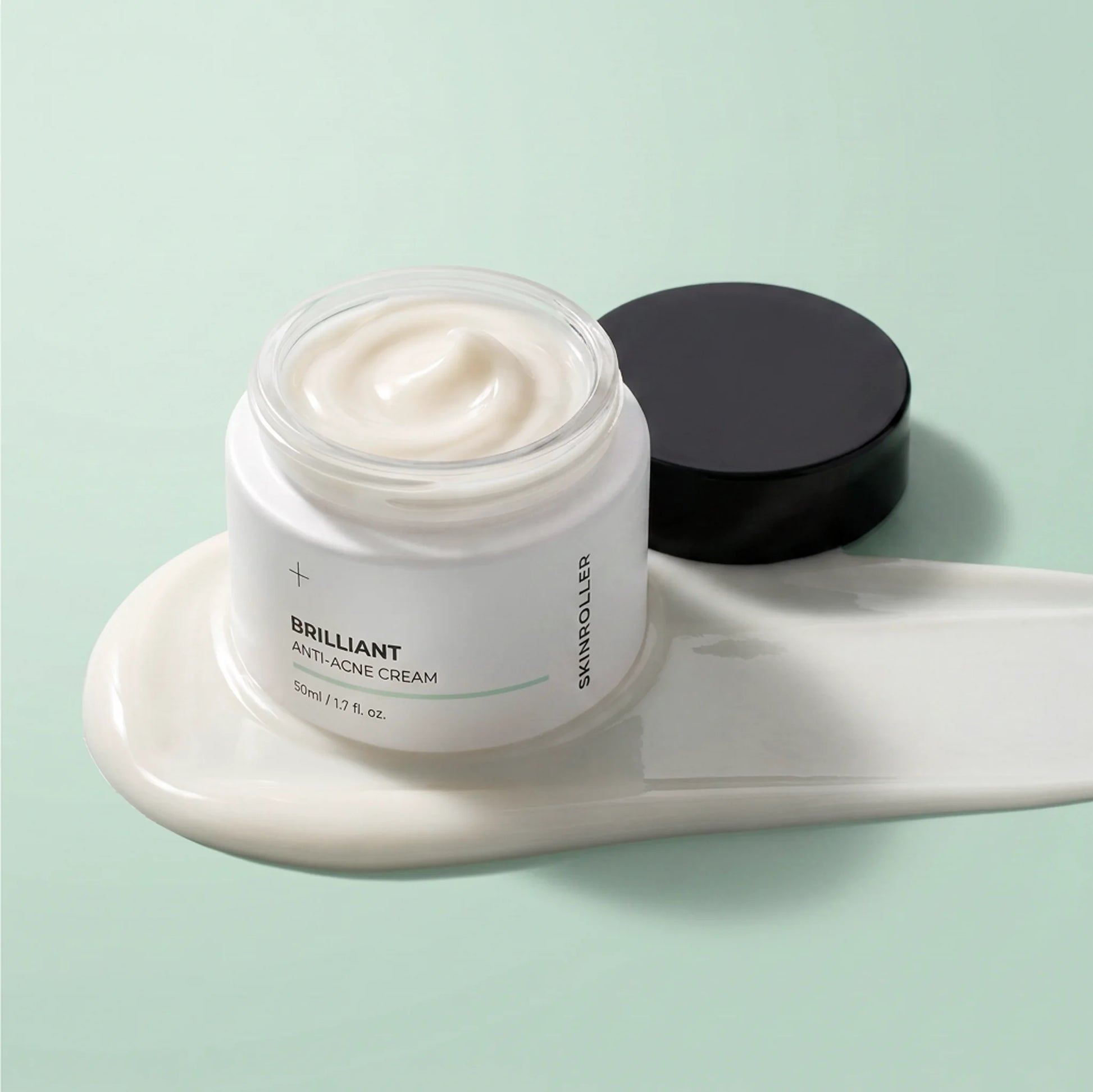 Skinroller Brilliant Anti-Acne Cream 50ml - premium still life med krämtextur