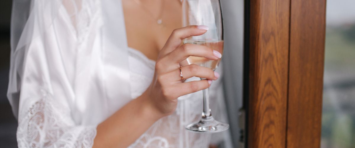 slider-image-https://skinroller.co/image/9763/champagne-hudvard.jpg